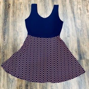 Derek Heart | Sleeveless Chevron Dress